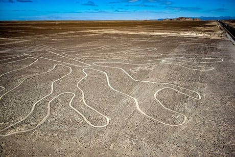1 Day Tour to Nazca Lines From Lima (Tourist Bus)